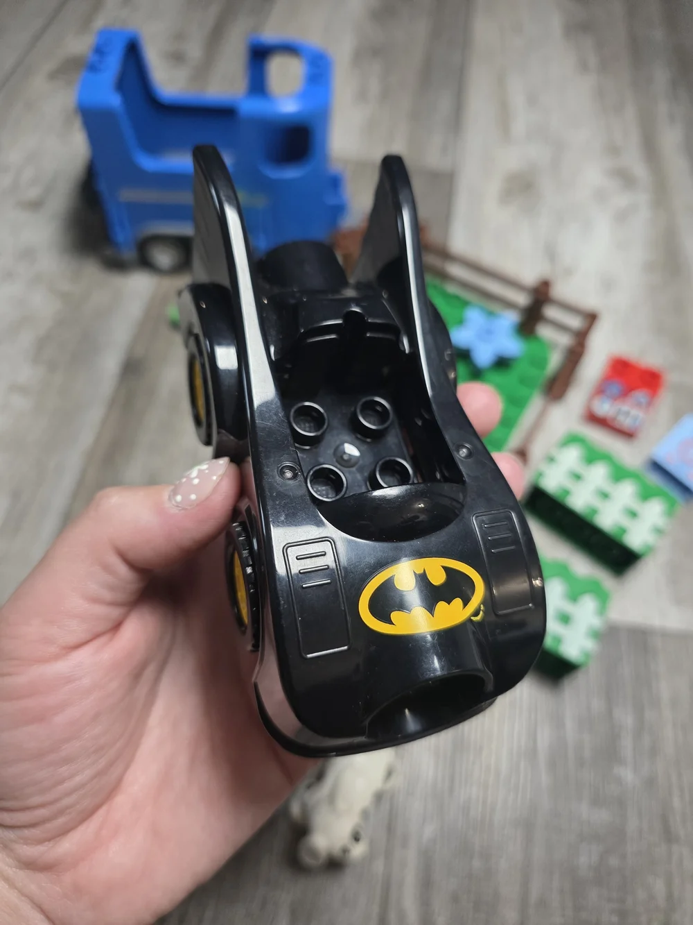Duplo LEGO Mix Lot 181ct Batman, Farming, Minifigure, Vehicles Ect!